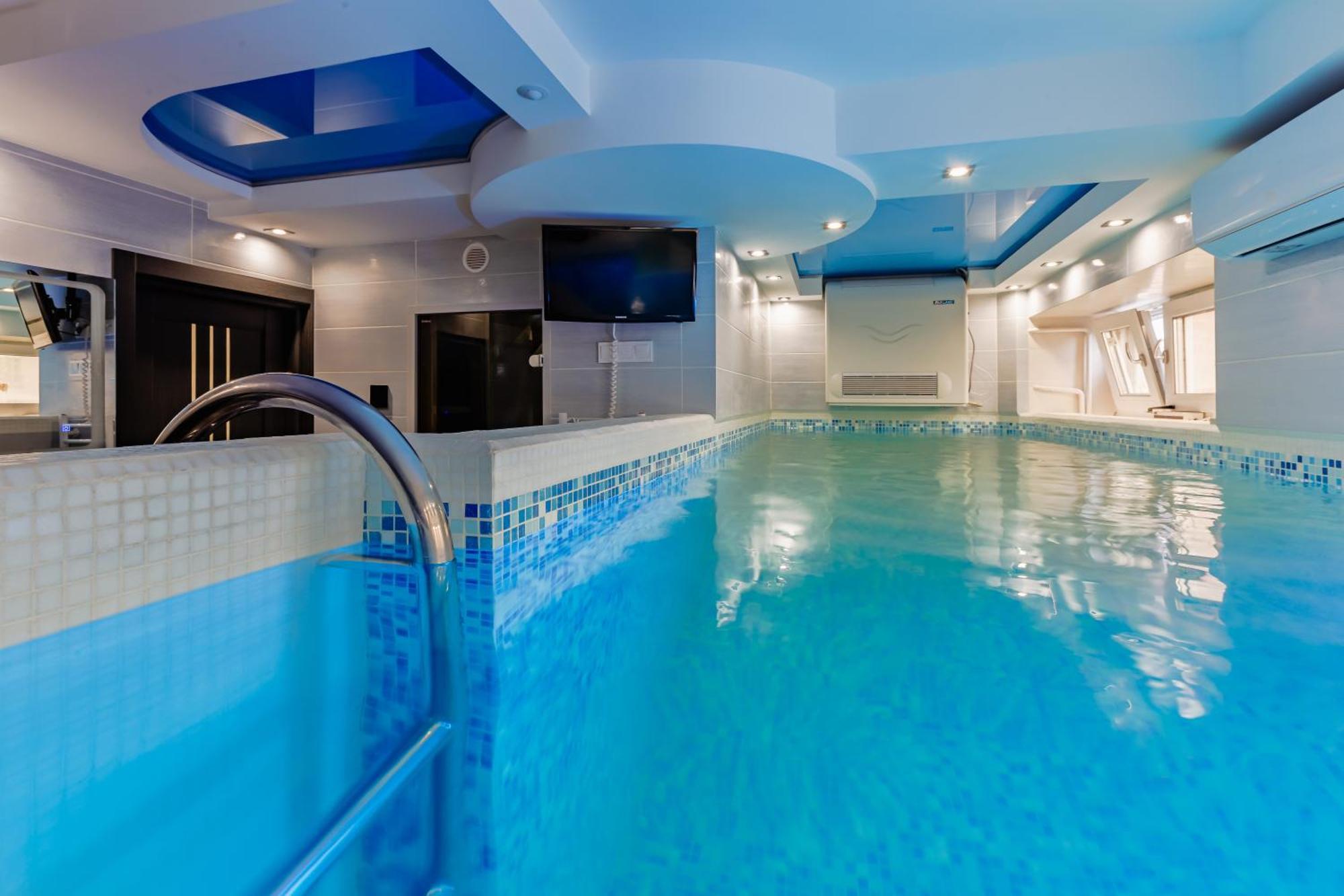 Luxury Apartment With Pool And Hammam Kiev Dış mekan fotoğraf